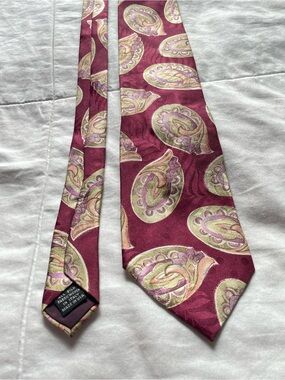 Vintage Dior Silk Maroon Paisley Tie Office Work Old Money Heritage Academia 90s